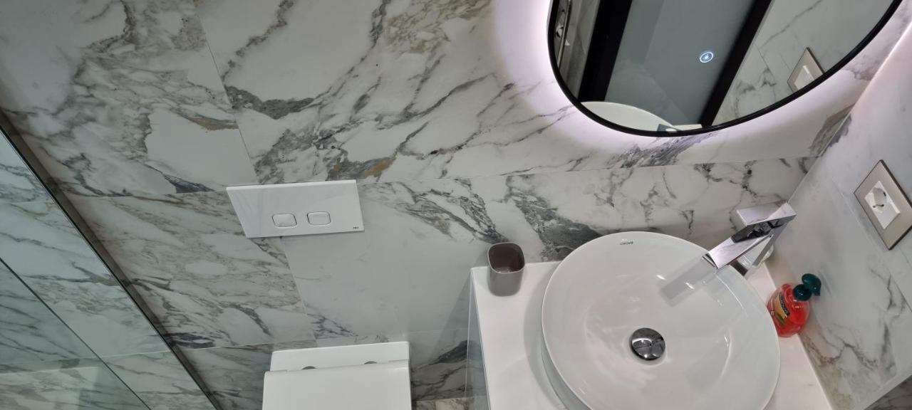 Deluxe Apartment Bllok Τίρανα Εξωτερικό φωτογραφία