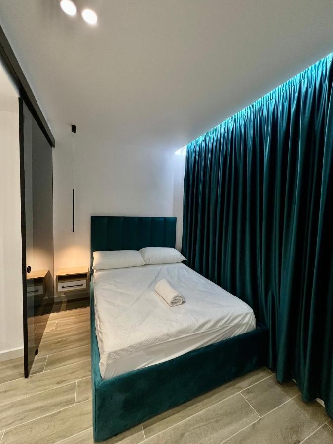 Deluxe Apartment Bllok Τίρανα Εξωτερικό φωτογραφία
